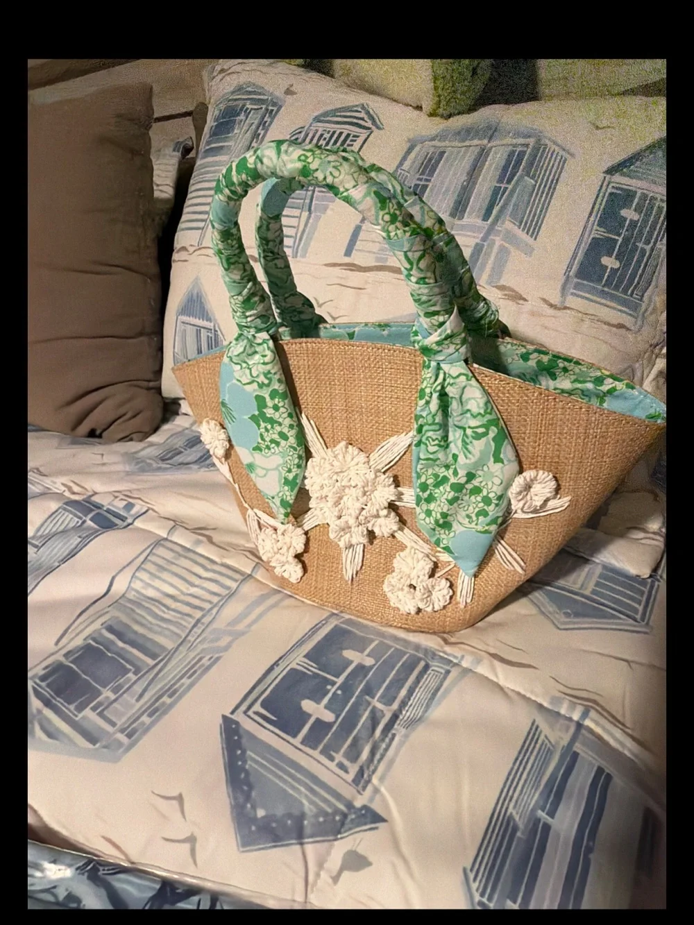 Discounted LILLY PULITZER 8 ITEMS PERFECT DAY AT THE BEACH ( ultimate gift set) - Picture 7 of 9